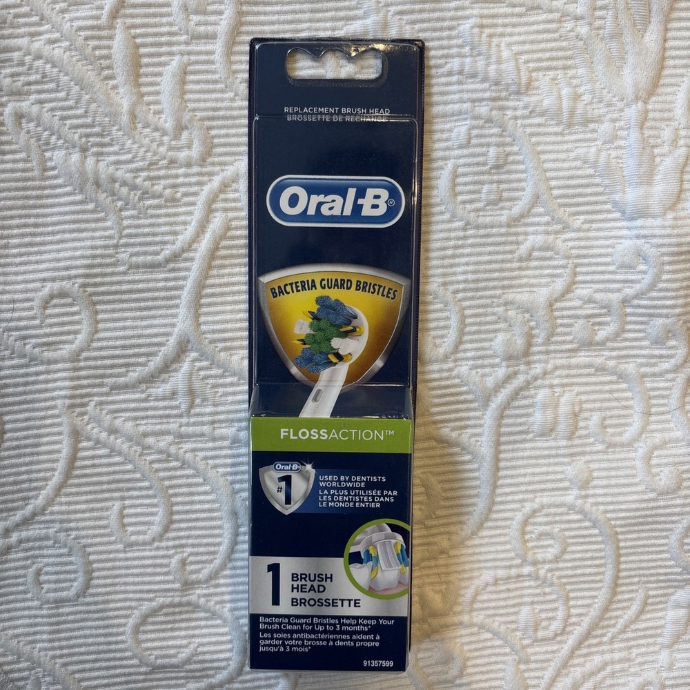 Oral-B FlossAction Replacement Brush Heads (1 Count)-Bacteria Guard Bristles
